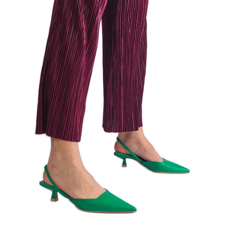 Green ducklings with open