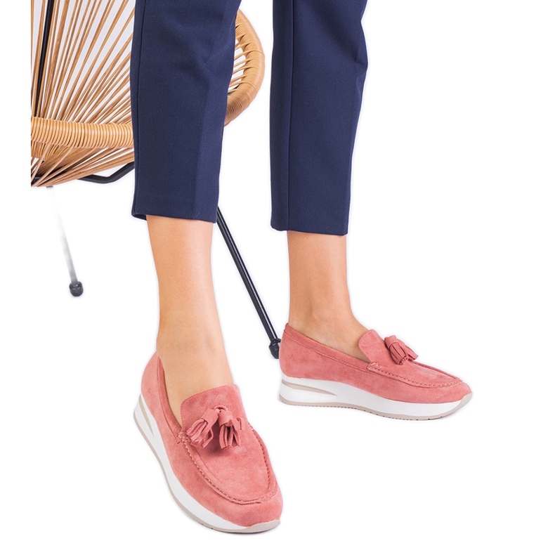 Pink women's loafers on the platform with fringes Pink women's loafers on the platform with fringes