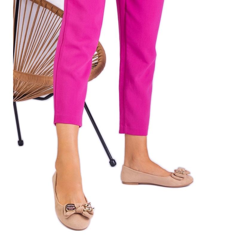 Beige classic ballerinas with a MASOL bow