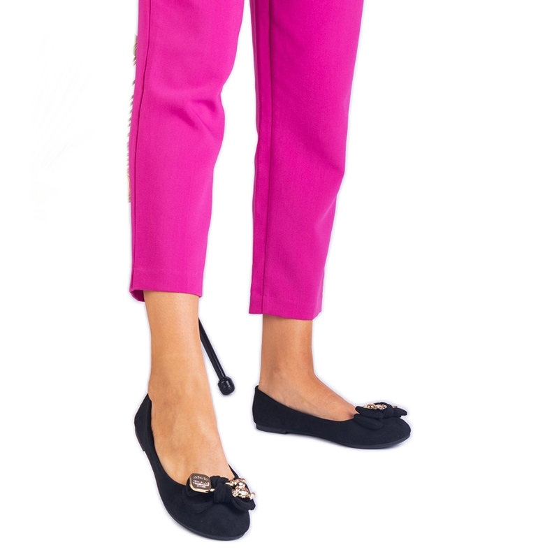 Black classic ballerinas with a bow Black classic ballerinas with a bow