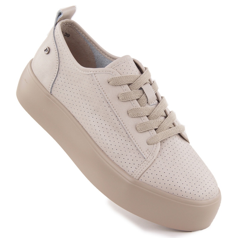 Women's leather shoes. Sports creepers beige Filippo DP6116