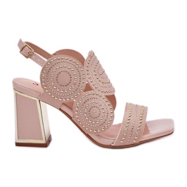 Decorated sandals on the post beige Decorated sandals on the post beige