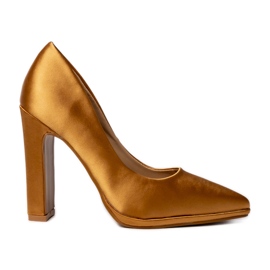 Women's lavana camel pumps