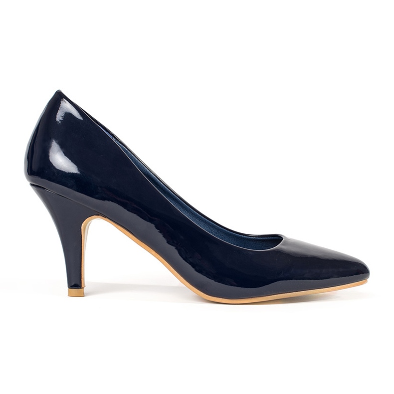 Navy blue lacquered heels