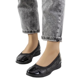 D/GMR Mercer black ballerinas