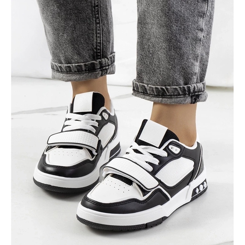 D/GMR Black women's Kadie sneakers white