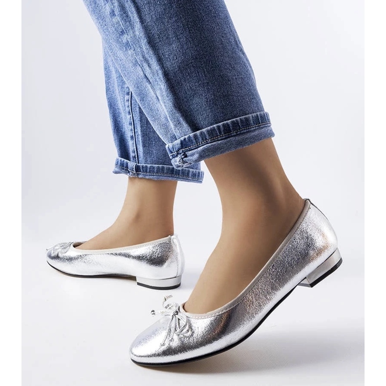D/GMR Silver metallic ballerinas with a bow from Anmoore