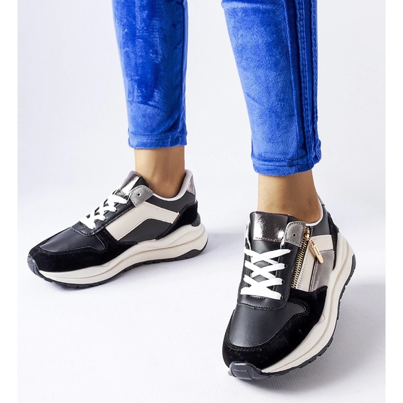 D/GMR White and black Cecchi sneakers