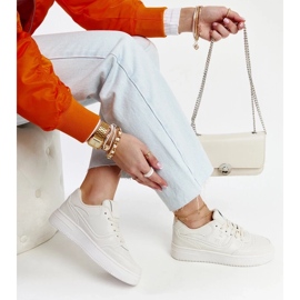 D/GMR Beige sneakers on the Mentha platform