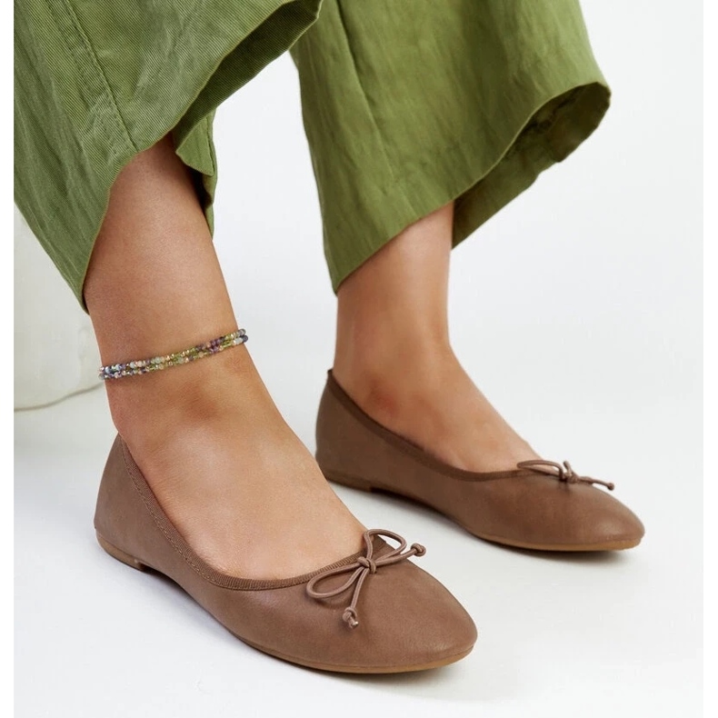 D/GMR Brown eco-leather ballet flats by Pavla