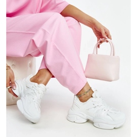 D/GMR Feaven white sports sneakers