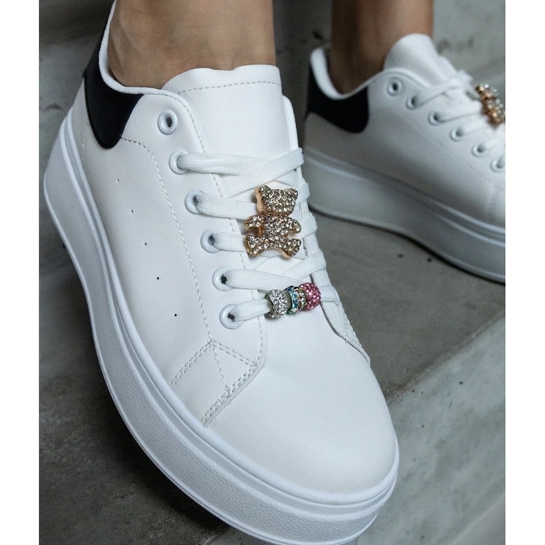 D/CEO White platform sneakers decorated with a Mavien teddy bear