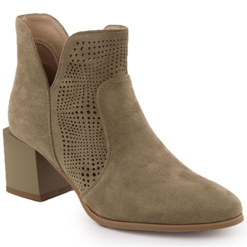 M.Daszyński Women's boots on the post M. Daszyński San49 beige