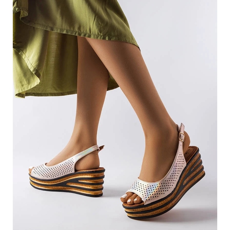 D/CEO Beige wedge espadrilles from Griner