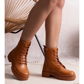 D/CEO Edmund's Brown Insulated Classic Ankle Boots D/CEO Edmund's Brown Insulated Classic Ankle Boots