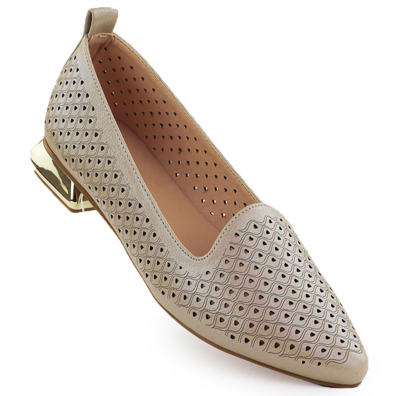 Women's shoes on a decorative heel openwork beige Potocki Sz12574