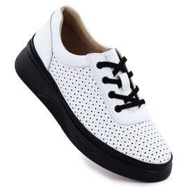 Openwork shoes on the Vinceza 79506 white platform