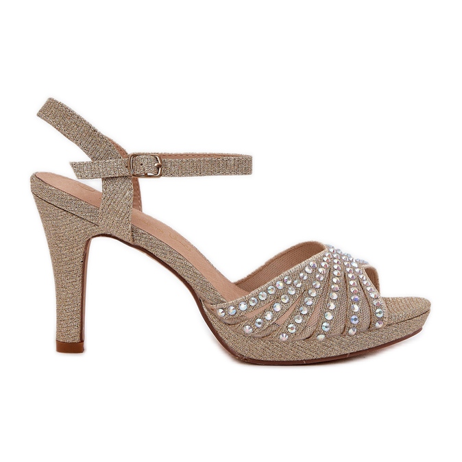 Sandals on a pin with decoration and glitter D&amp;A mr1038-33 gold golden