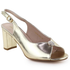 Women's sandals on the post Metallic Golden Jezzi 6985