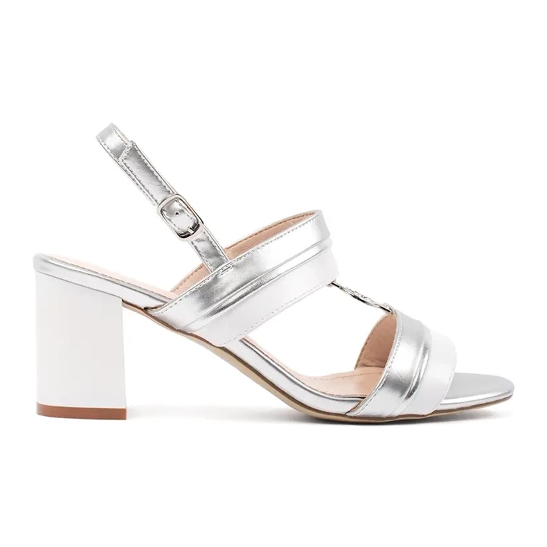 Metallic sandals on the Srebrne Sergio Leone post silver