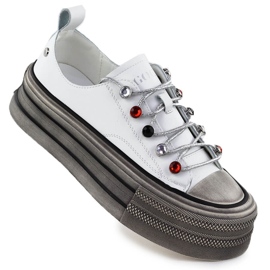 Leather sneakers on the white goe nn2n4054 platform