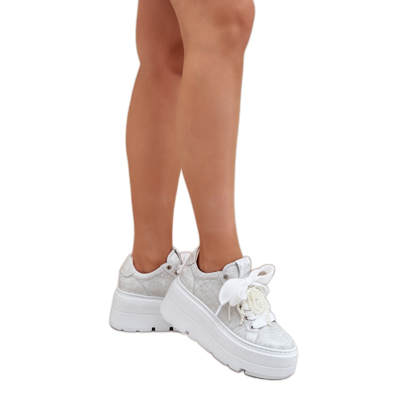 Leather sneakers on the Chebello 4658 silver platform Leather sneakers on the Chebello 4658 silver platform