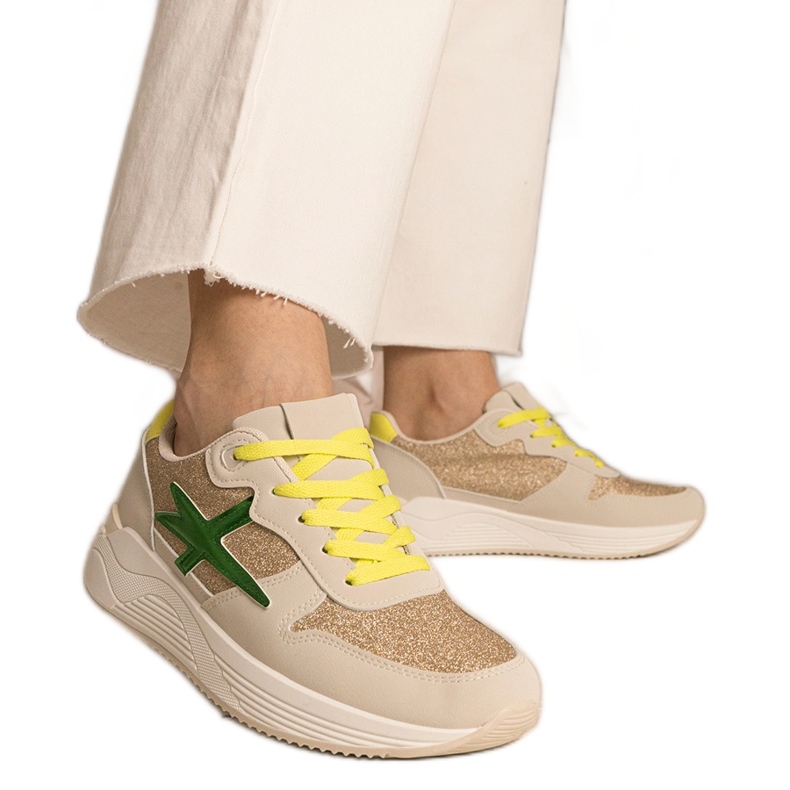 Beige women's sports sneakers with glitter Beige women's sports sneakers with glitter
