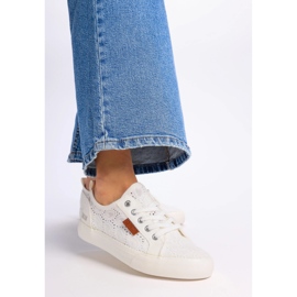 Big Star women's sneakers with pattern W274925 white Big Star women's sneakers with pattern W274925 white