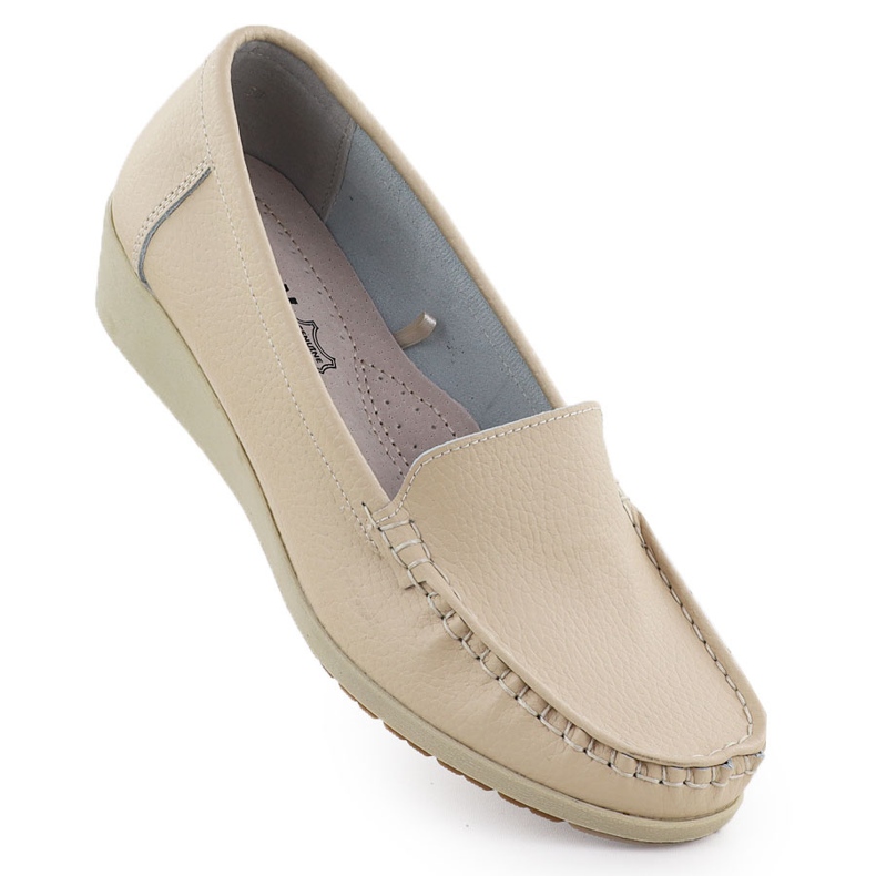 Women's leather loafers on the elevation beige Sabatina JHY03 Women's leather loafers on the elevation beige Sabatina JHY03