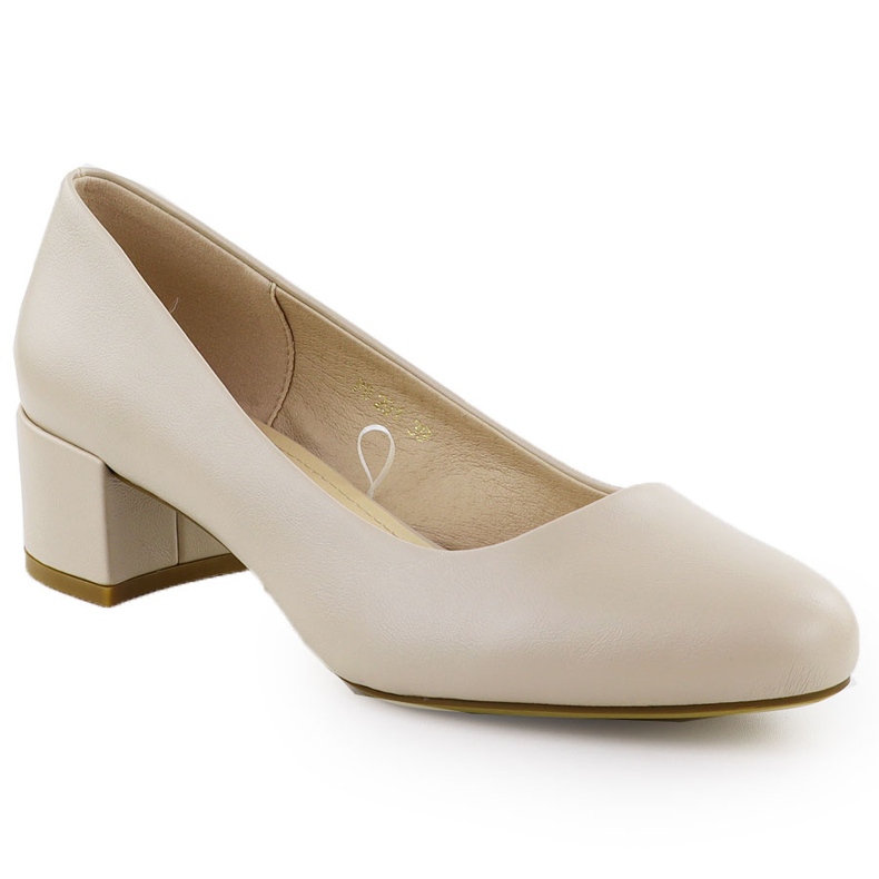 Pumps on the BEGIO Sergio Leone PB291 beige