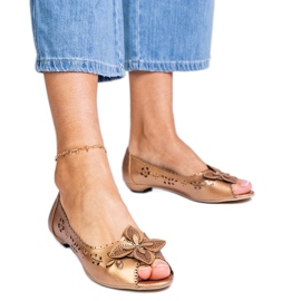 Gold openwork ballet flats with an open toe golden Gold openwork ballet flats with an open toe golden