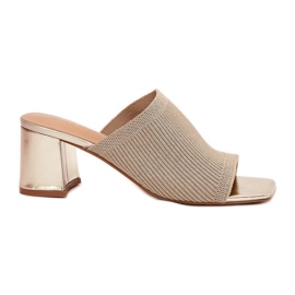 Women's heels with golden pistil