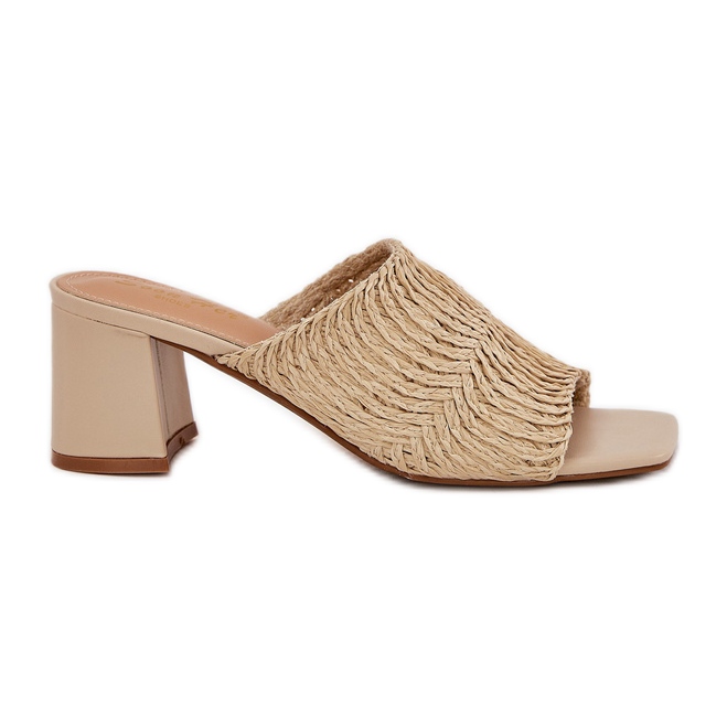 Women's flip flops with beige heels