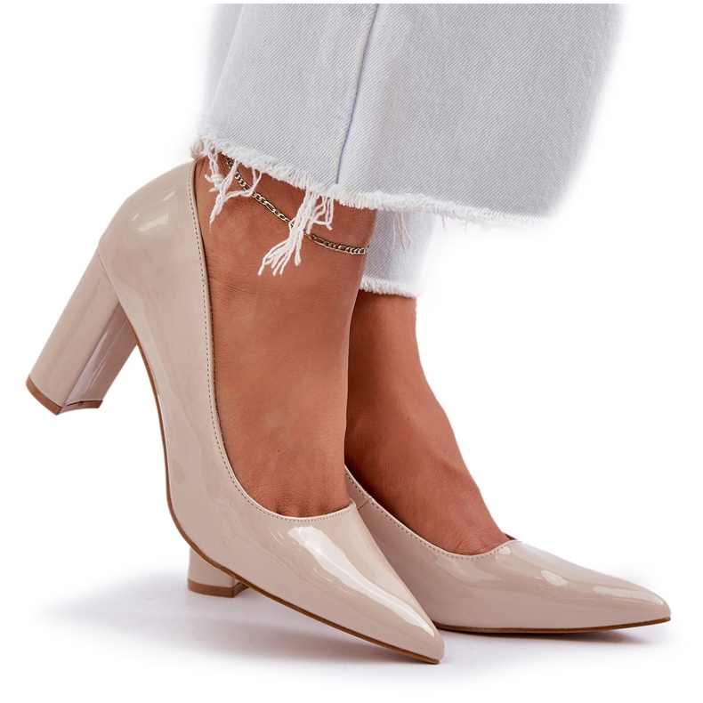 Seastar Painted pumps on the bar heels beige