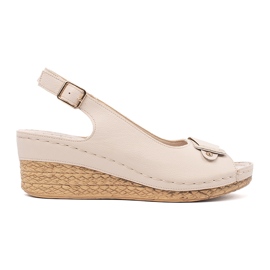 Goodin Light -beige sandals on a low wedge