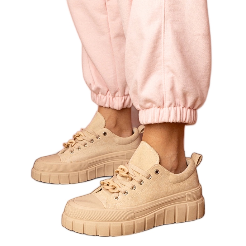 Beige women's sports sneakers Beige women's sports sneakers