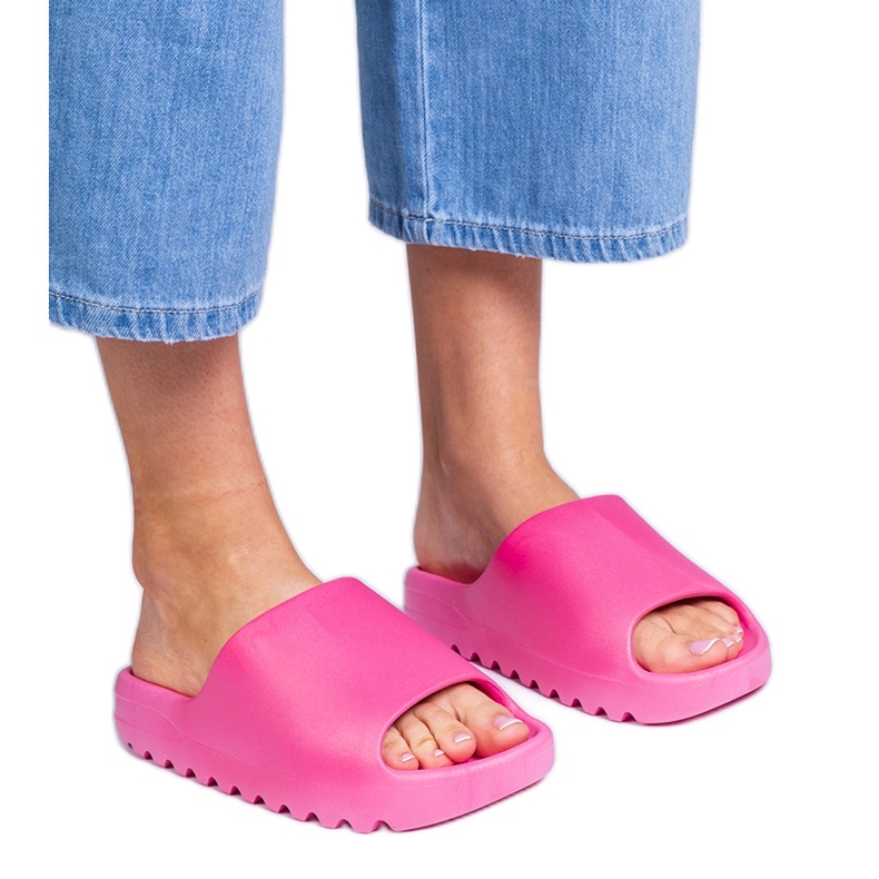Women's fuchsia rubber flip flops pink