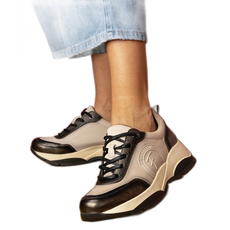 Gray sports sneakers women grey Gray sports sneakers women grey