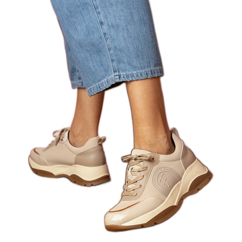 Beige women's sports sneakers