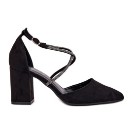Pumps with pointed toes and decorated stripes on the pillar black