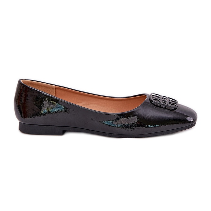 Painted elegant women's ballerinas with a decorative Vinceza 17377 Black detail Painted elegant women's ballerinas with a decorative Vinceza 17377 Black detail
