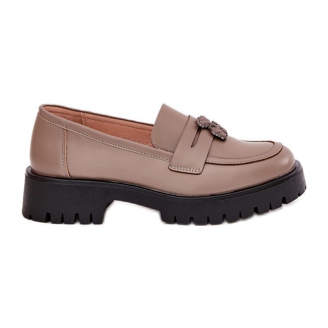 Women's leather loafers with pins bear Vinceza 18109 beige