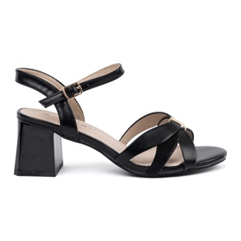 Goodin Sandals on the pillar black