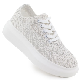 Women's shoes on the platform white Vinceza 17371