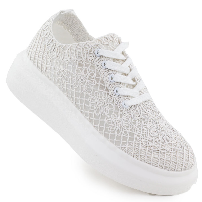 Women's shoes on the platform white Vinceza 17371