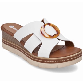 Women's leather flip flops on the white wedges Remonte D2L52-80