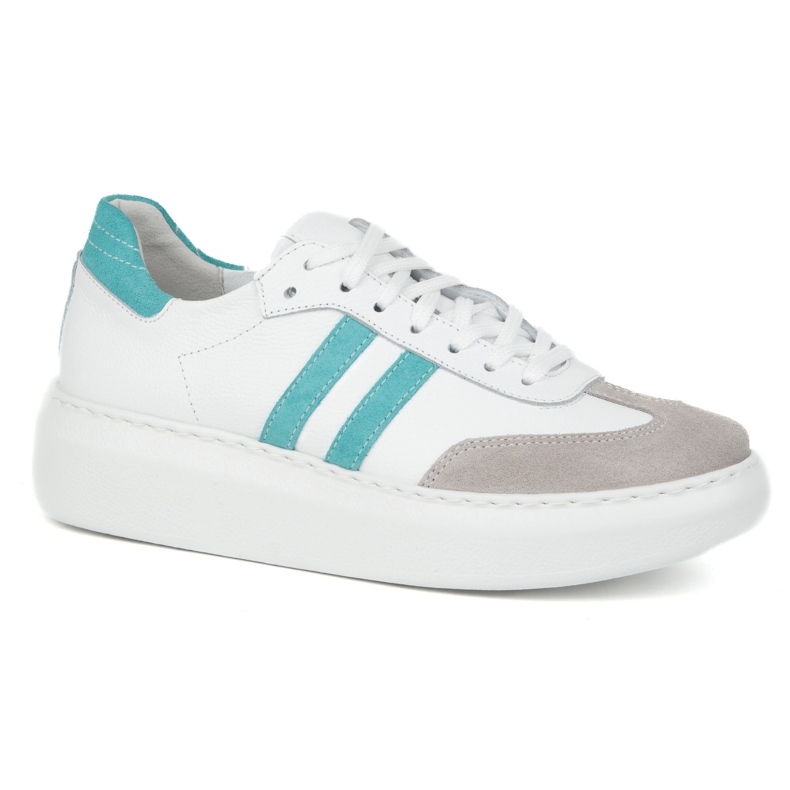 Women's leather sneakers on the Olivier N1068S5 white platform