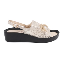 Goodin Light -beige wedge sandals with a leather insert