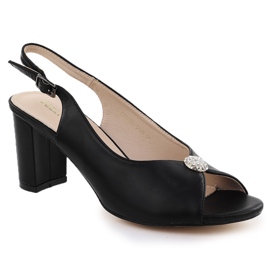 Women's sandals on the Black Jezzi 6985 post Women's sandals on the Black Jezzi 6985 post