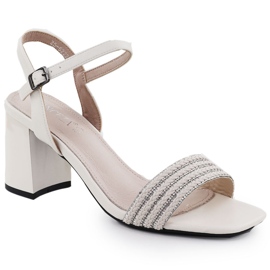 Women's sandals on the pillar beige Vinceza 62228